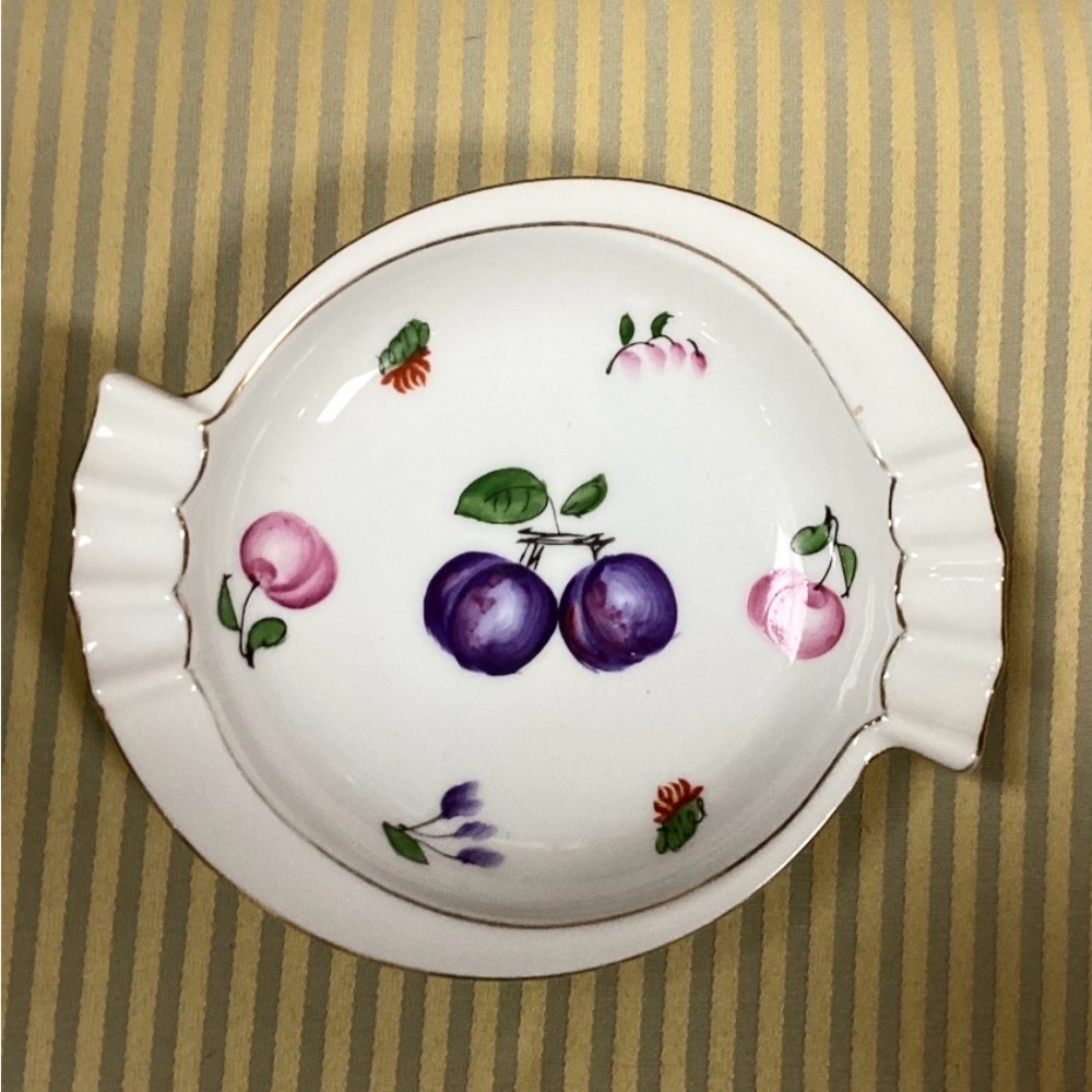 Richard Ginori Buongiorno Prune Porcelain Trinket Dish 6.5x6